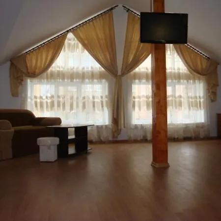 Art Avenue Hotel *